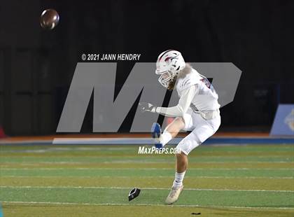 Thumbnail 2 in Highland @ Chaminade-Madonna (Geico Bowl) photogallery.