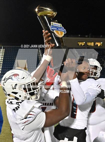 Thumbnail 2 in Highland @ Chaminade-Madonna (Geico Bowl) photogallery.