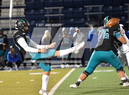 Thumbnail 3 in Highland @ Chaminade-Madonna (Geico Bowl) photogallery.