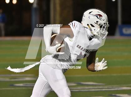 Thumbnail 3 in Highland @ Chaminade-Madonna (Geico Bowl) photogallery.