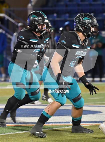 Thumbnail 2 in Highland @ Chaminade-Madonna (Geico Bowl) photogallery.