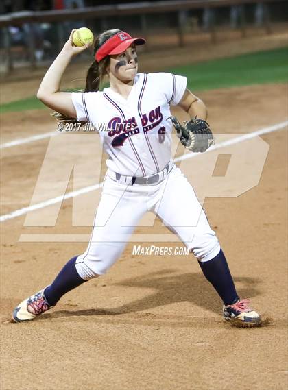 Thumbnail 2 in Benson vs. Bourgade Catholic (AIA 2A Final) photogallery.