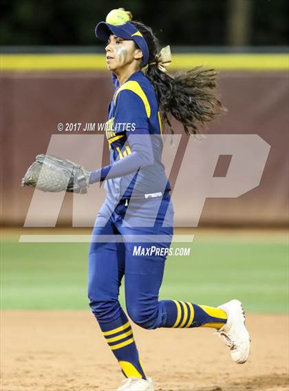 Thumbnail 3 in Benson vs. Bourgade Catholic (AIA 2A Final) photogallery.