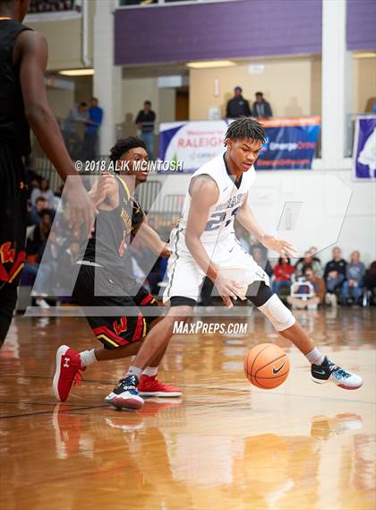 Thumbnail 2 in University vs. Wesleyan Christian Academy (John Wall Holiday Invitational) photogallery.