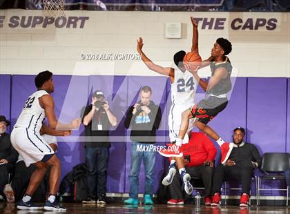 Thumbnail 2 in University vs. Wesleyan Christian Academy (John Wall Holiday Invitational) photogallery.