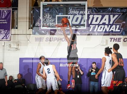 Thumbnail 1 in University vs. Wesleyan Christian Academy (John Wall Holiday Invitational) photogallery.