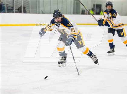 Thumbnail 2 in Clarence @ Victor photogallery.
