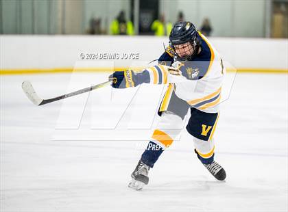 Thumbnail 1 in Clarence @ Victor photogallery.