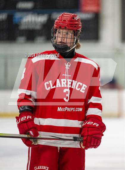 Thumbnail 2 in Clarence @ Victor photogallery.