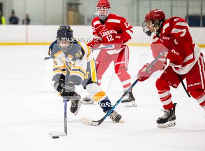 Thumbnail 2 in Clarence @ Victor photogallery.