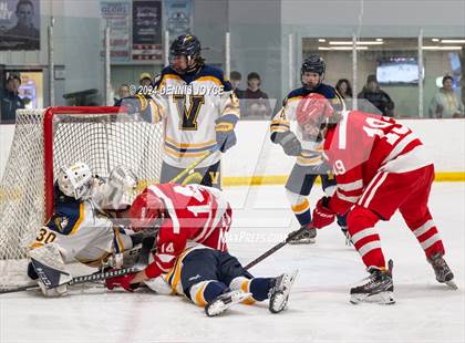 Thumbnail 1 in Clarence @ Victor photogallery.
