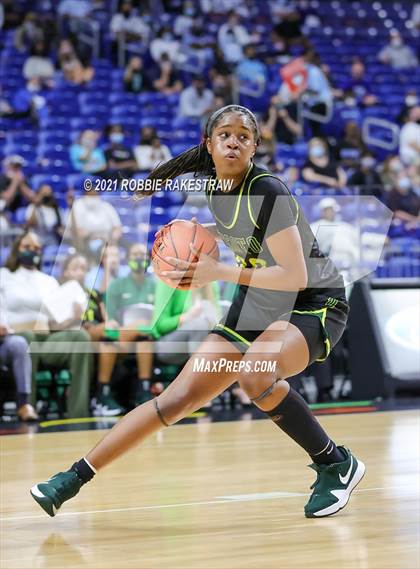 Thumbnail 2 in Cypress Creek vs. DeSoto (UIL 6A Final) photogallery.