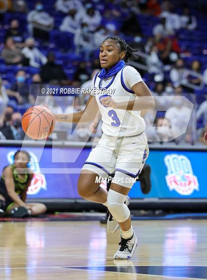 Thumbnail 2 in Cypress Creek vs. DeSoto (UIL 6A Final) photogallery.