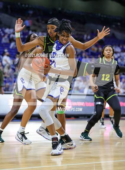 Thumbnail 2 in Cypress Creek vs. DeSoto (UIL 6A Final) photogallery.