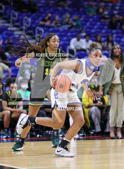 Thumbnail 2 in Cypress Creek vs. DeSoto (UIL 6A Final) photogallery.