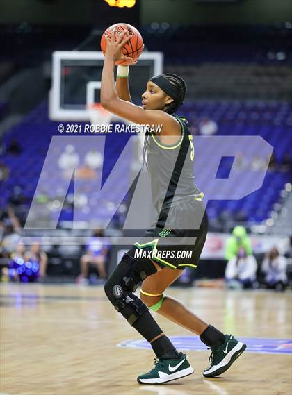 Thumbnail 1 in Cypress Creek vs. DeSoto (UIL 6A Final) photogallery.