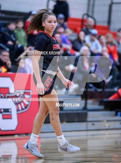 Thumbnail 3 in Issaquah vs. Mount Si photogallery.
