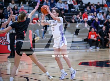 Thumbnail 2 in Issaquah vs. Mount Si photogallery.