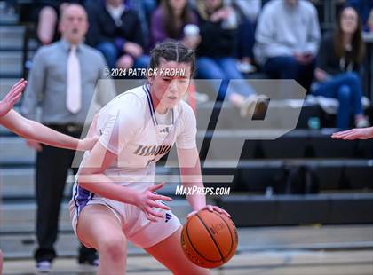 Thumbnail 1 in Issaquah vs. Mount Si photogallery.