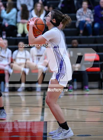 Thumbnail 2 in Issaquah vs. Mount Si photogallery.