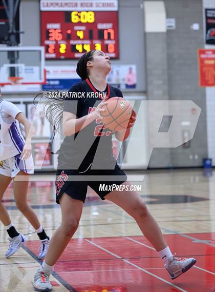 Thumbnail 2 in Issaquah vs. Mount Si photogallery.