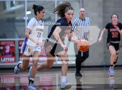 Thumbnail 1 in Issaquah vs. Mount Si photogallery.