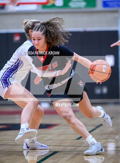 Thumbnail 3 in Issaquah vs. Mount Si photogallery.