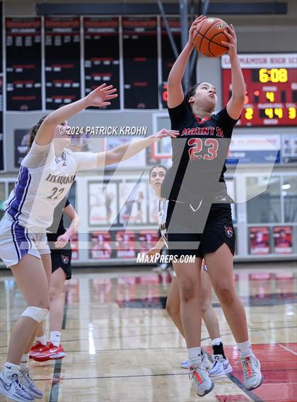Thumbnail 1 in Issaquah vs. Mount Si photogallery.