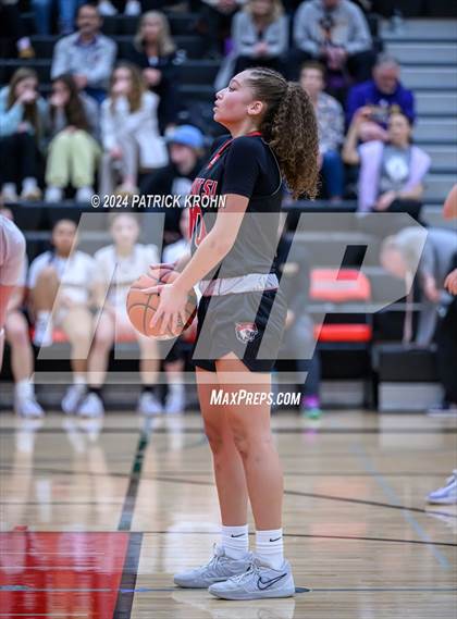 Thumbnail 2 in Issaquah vs. Mount Si photogallery.