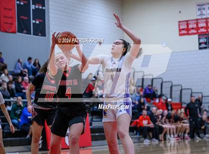 Thumbnail 3 in Issaquah vs. Mount Si photogallery.