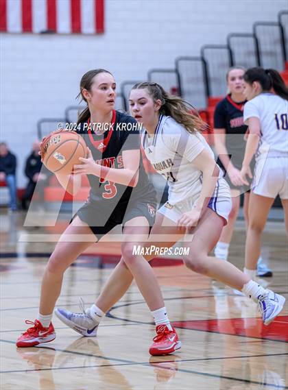 Thumbnail 1 in Issaquah vs. Mount Si photogallery.