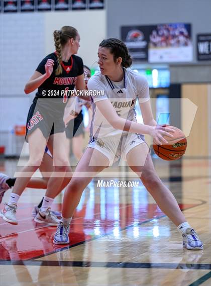 Thumbnail 2 in Issaquah vs. Mount Si photogallery.