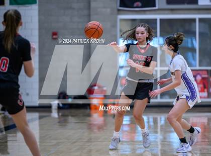 Thumbnail 2 in Issaquah vs. Mount Si photogallery.