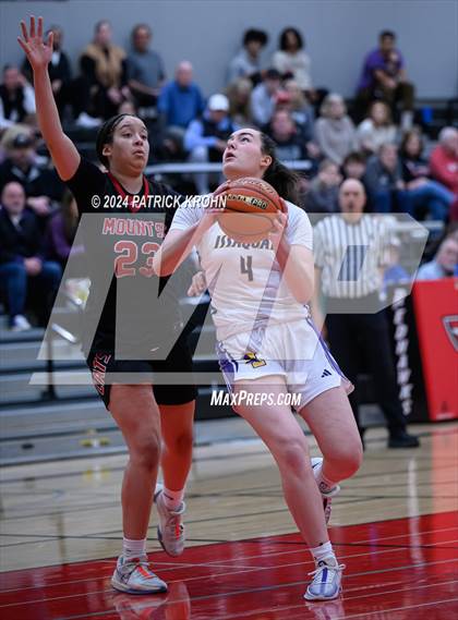 Thumbnail 2 in Issaquah vs. Mount Si photogallery.