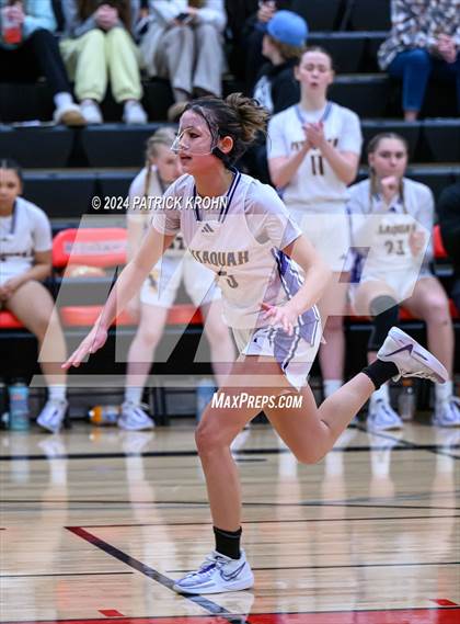 Thumbnail 3 in Issaquah vs. Mount Si photogallery.