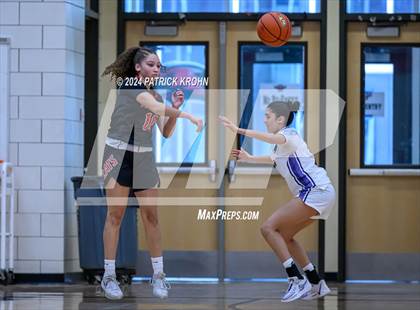 Thumbnail 1 in Issaquah vs. Mount Si photogallery.