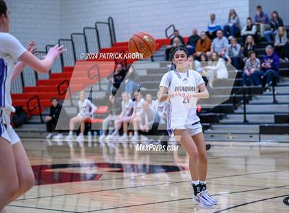 Thumbnail 2 in Issaquah vs. Mount Si photogallery.