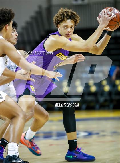 Thumbnail 3 in Archbishop Riordan v Archbishop Mitty (Open Division Finals) photogallery.