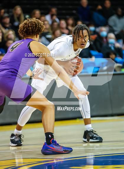 Thumbnail 2 in Archbishop Riordan v Archbishop Mitty (Open Division Finals) photogallery.