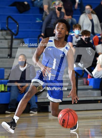 Thumbnail 1 in Valley vs. Davis (Les Curry Invitational) photogallery.