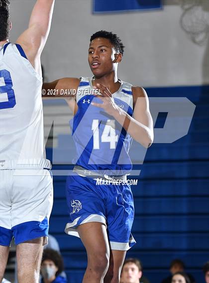 Thumbnail 1 in Valley vs. Davis (Les Curry Invitational) photogallery.