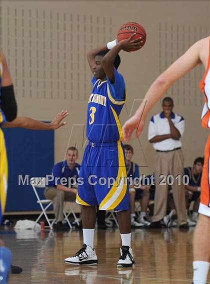 Thumbnail 2 in Norfolk Academy vs Cary Academy (Mission Sports Invitational) photogallery.