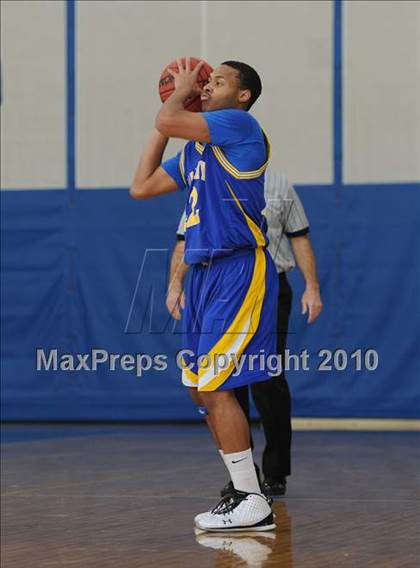 Thumbnail 1 in Norfolk Academy vs Cary Academy (Mission Sports Invitational) photogallery.