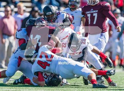 Thumbnail 2 in Langham Creek vs. Cinco Ranch (UIL 6A Bi-District Playoff) photogallery.