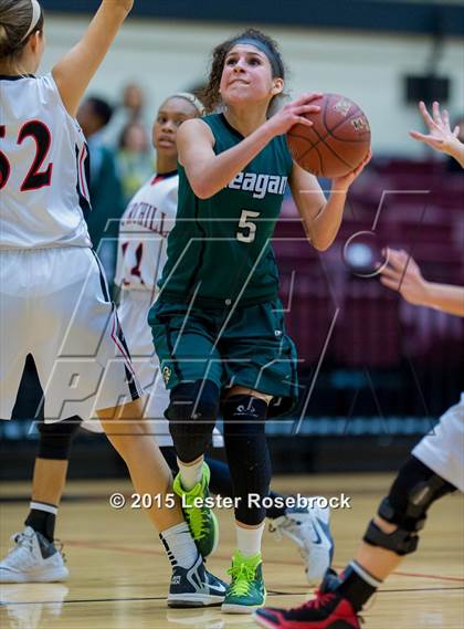 Thumbnail 3 in Churchill vs. Reagan photogallery.