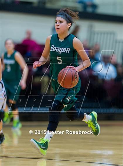 Thumbnail 2 in Churchill vs. Reagan photogallery.