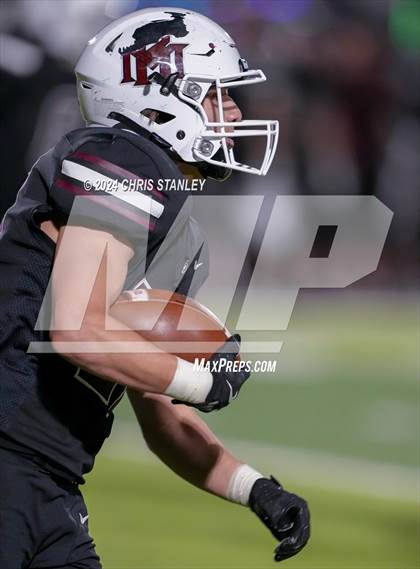 Thumbnail 2 in O'Connor @ Mountain Ridge(Senior Night) photogallery.