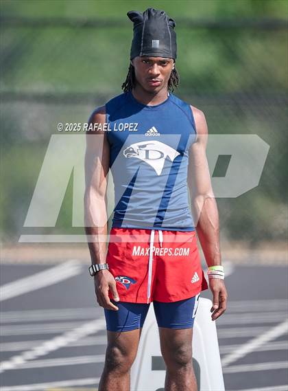 Thumbnail 1 in UIL 6A Track & Field Area 13&14 (100M) photogallery.