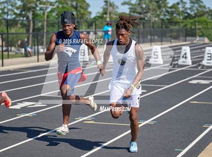 Thumbnail 2 in UIL 6A Track & Field Area 13&14 (100M) photogallery.