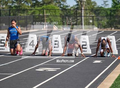 Thumbnail 1 in UIL 6A Track & Field Area 13&14 (100M) photogallery.